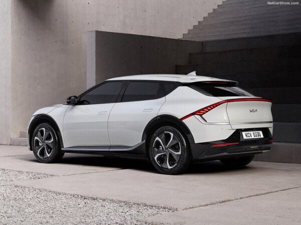 Kia-EV6-2022-1024-04.jpg