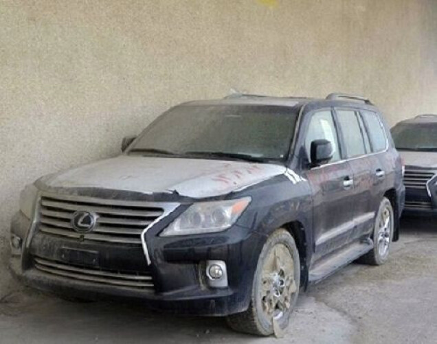 آغاز رایزنی ها برای واگذاری ۱۵۰۰ خودروی متروکه به مناطق آزاد