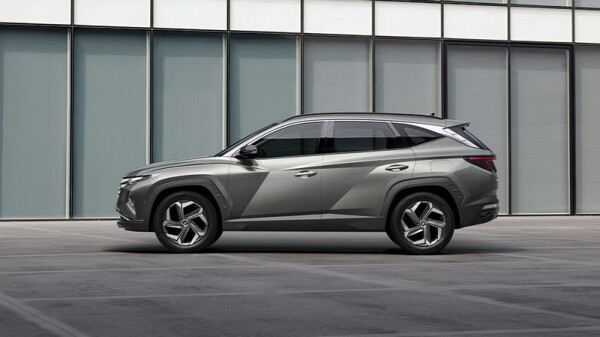 2022-Hyundai-Tucson-profile.jpg