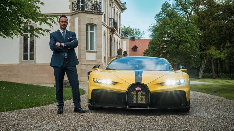 Bugatti-Smartwatch-13.jpg