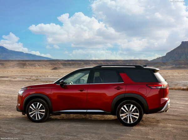 Nissan-Pathfinder-2022-1280-1a.jpg