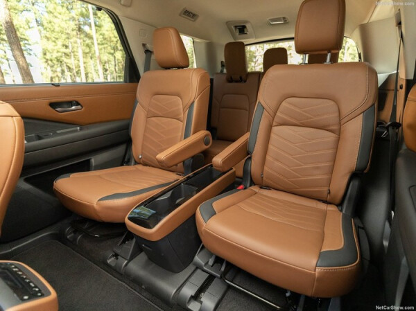 Nissan-Pathfinder-2022-1280-34.jpg