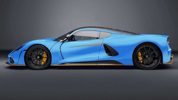 hennessey-venom-f5-customer-car-specification (4).jpg