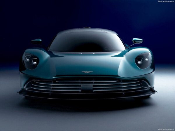 Aston_Martin-Valhalla-2022-1280-05.jpg
