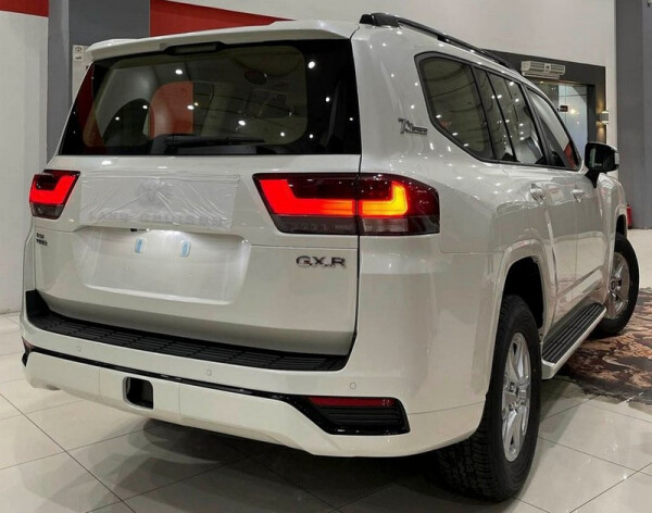 2022-Toyota-Land-Cruiser-4.jpg