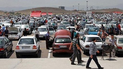 در بازار خبری از کاهش قیمت‌ها در خودروهای پرتیراژ نیست