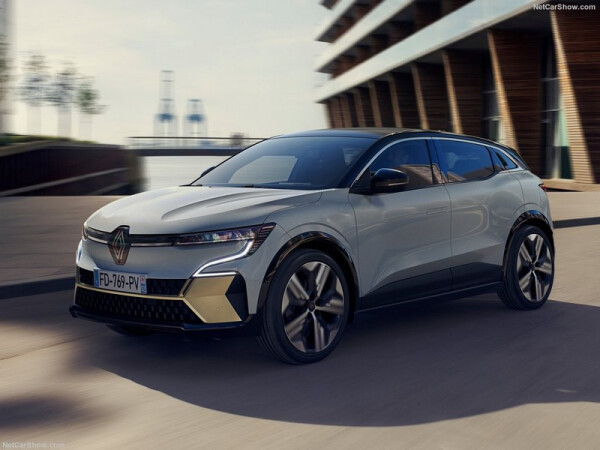 Renault-Megane_E-Tech-2022-1024-0c.jpg