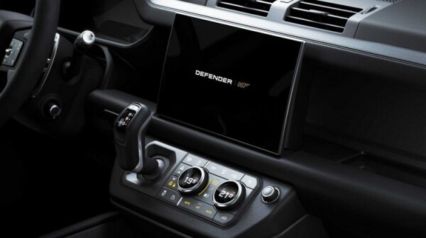 2022-land-rover-defender-v8-james-bond-edition-interior-767x431.jpg