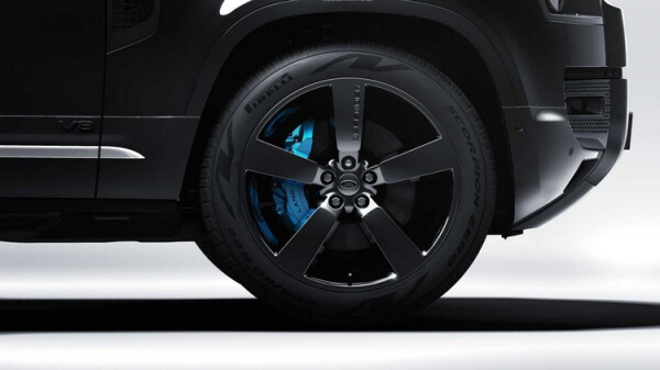 2022-land-rover-defender-v8-james-bond-edition-wheels.jpg