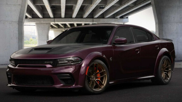 2022-dodge-charger-srt-hellcat-redeye-widebody-jailbreak.jpg