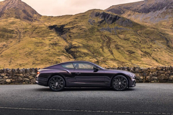bentley-continental-gt-mulliner-blackline_1.jpg