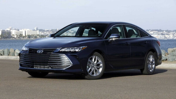 2022-toyota-avalon-6.jpg