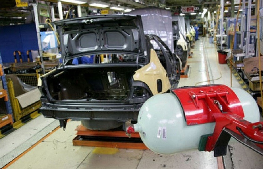 دلیل افزایش قیمت خودروهای دوگانه سوز در بازار مشخص شد