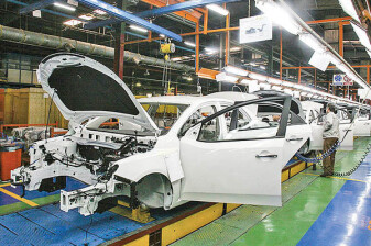 سازمان ملی استاندارد: در 8 سال اخیر، خودرو کیفی خوبی در ایران تولید نشد