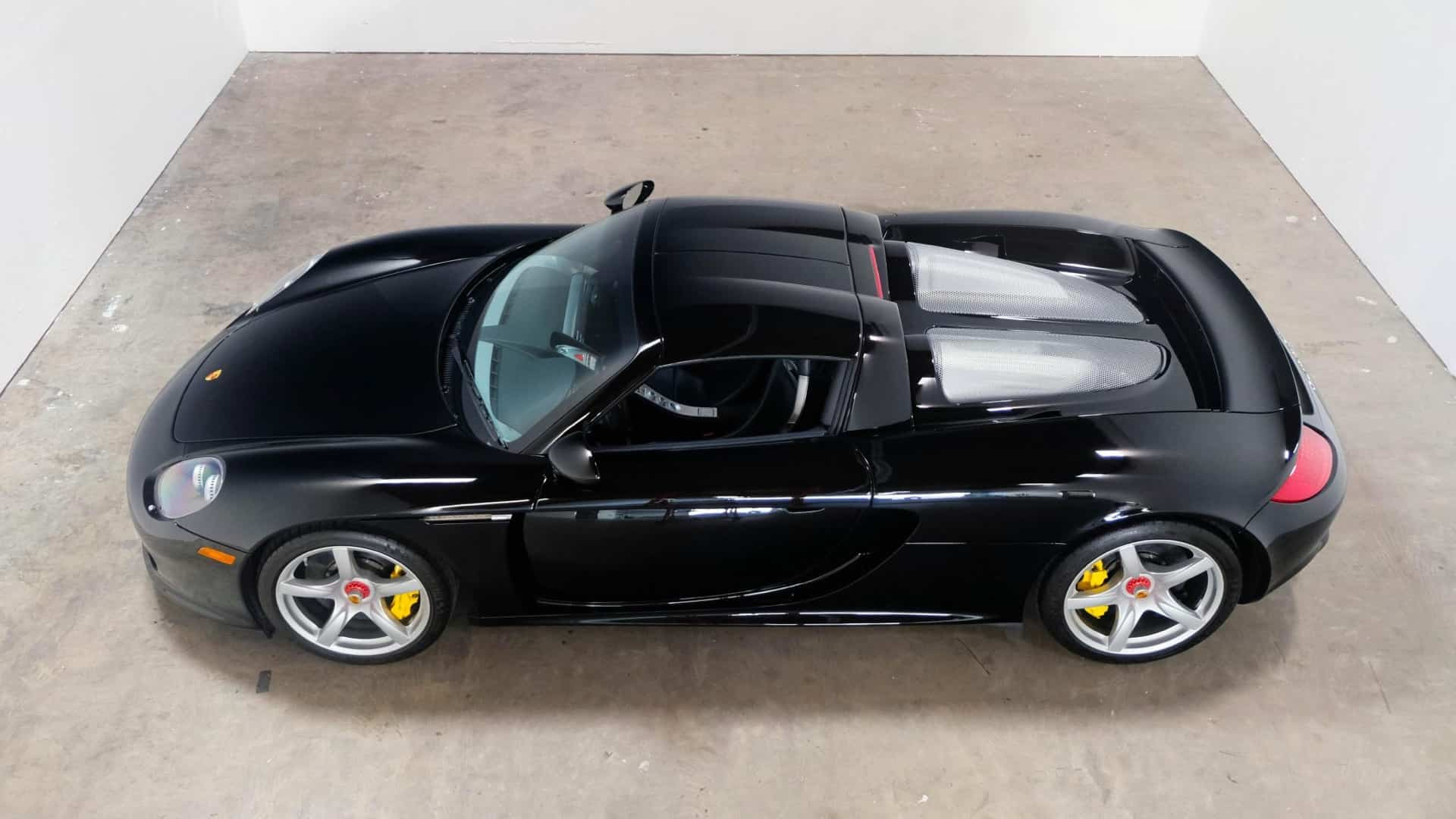 2004-porsche-carrera-gt-once-owned-by-jerry-seinfeld-photo-via-bring-a-trailer_100830922_h-min.jpg