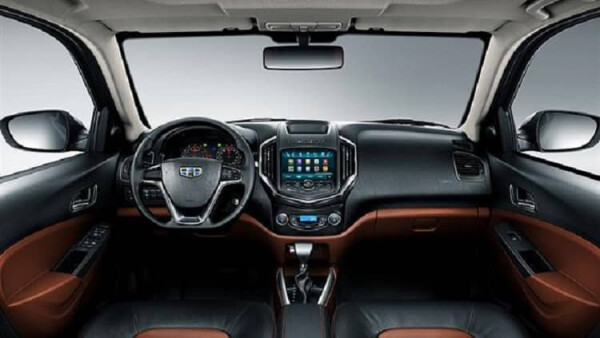 عکس داشبرد جیلی GC6.jpg