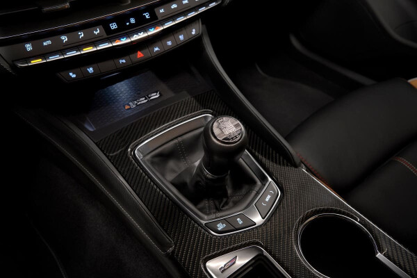 2023-Cadillac-CT5-V-Blackwing-120th-Anniversary-Edition-1-min.jpg