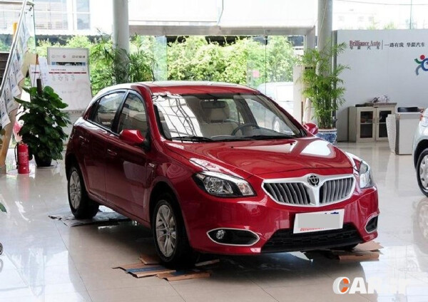 نمای سه رخ جلو برلیانس h320 دنده ای.jpeg