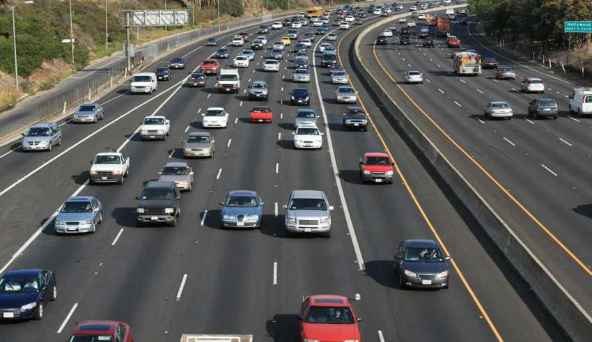موافقت وزیر راه با افزایش 20 درصدی عوارض بزرگراه‌ ها
