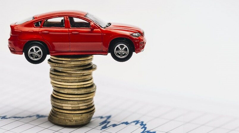 وزارت صمت : با عرضه خودرو در بورس قیمت ها نجومی می شود