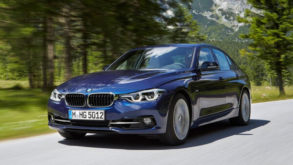 ب ام و 320i F30.jpg