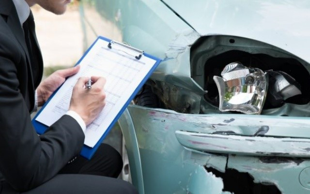 مراحل شکایت از راننده مقصر در تصادف